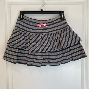 Girls Cat & Jack Gray & White Tiered Skirt / Skort - Size XL (14-16)